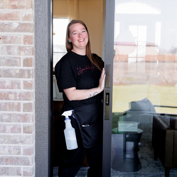 queentexas-8 Trusted office cleaning services for any workplace